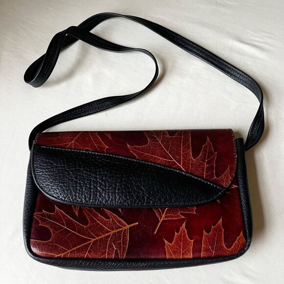Vintage Maple Leaf Embossed Leather Crossbody Bag Black Brown Two-Tone Boho Art - Picture 12 of 12